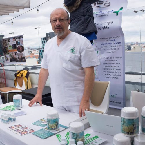 43688247_1860846200629686_7956182167128637440_n